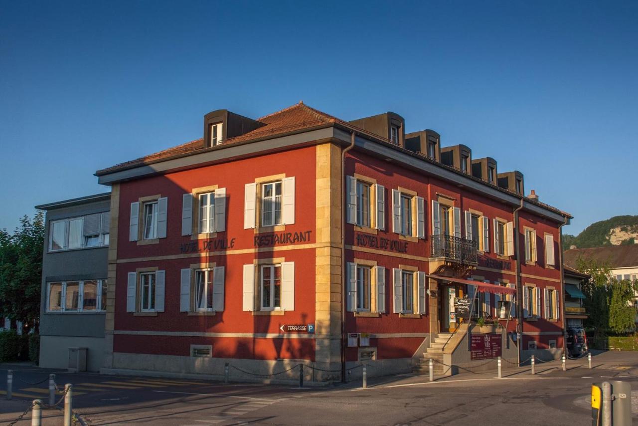 Hotel De Ville D'伊沃南 外观 照片